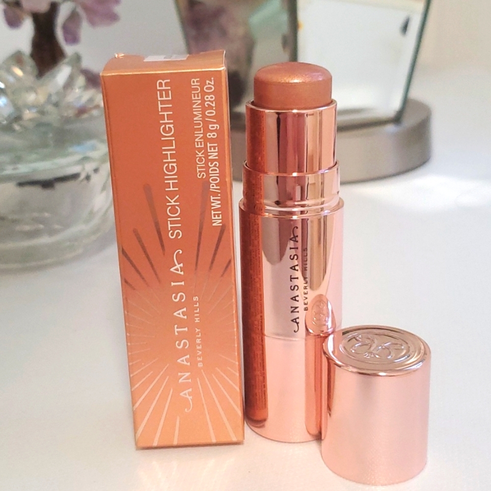 NIB Anastasia Beverly Hills ABH Stick Highlighter in Hot Sand